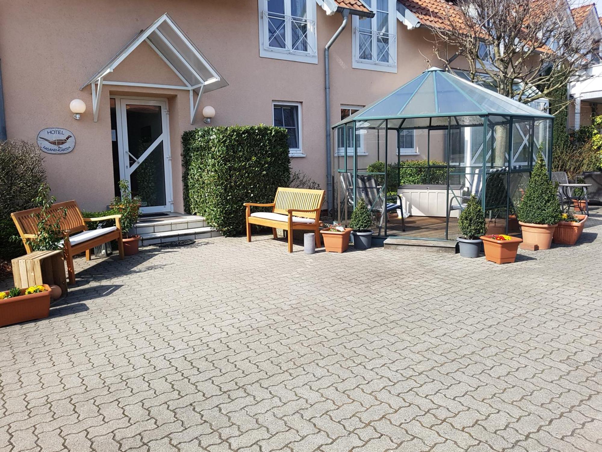 Hotel Fasanengarten Sarstedt Extérieur photo