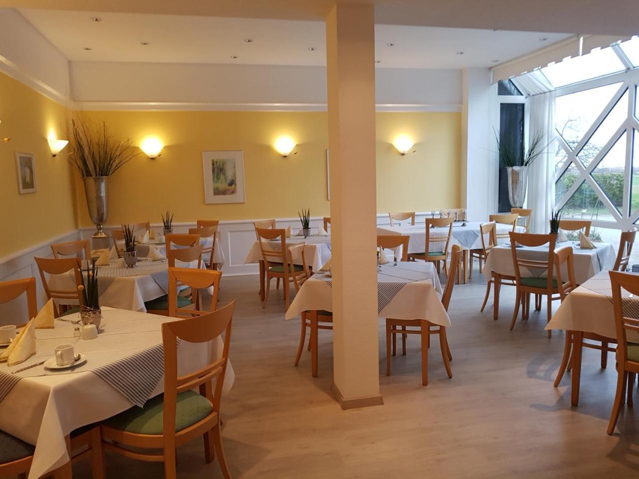 Hotel Fasanengarten Sarstedt Extérieur photo