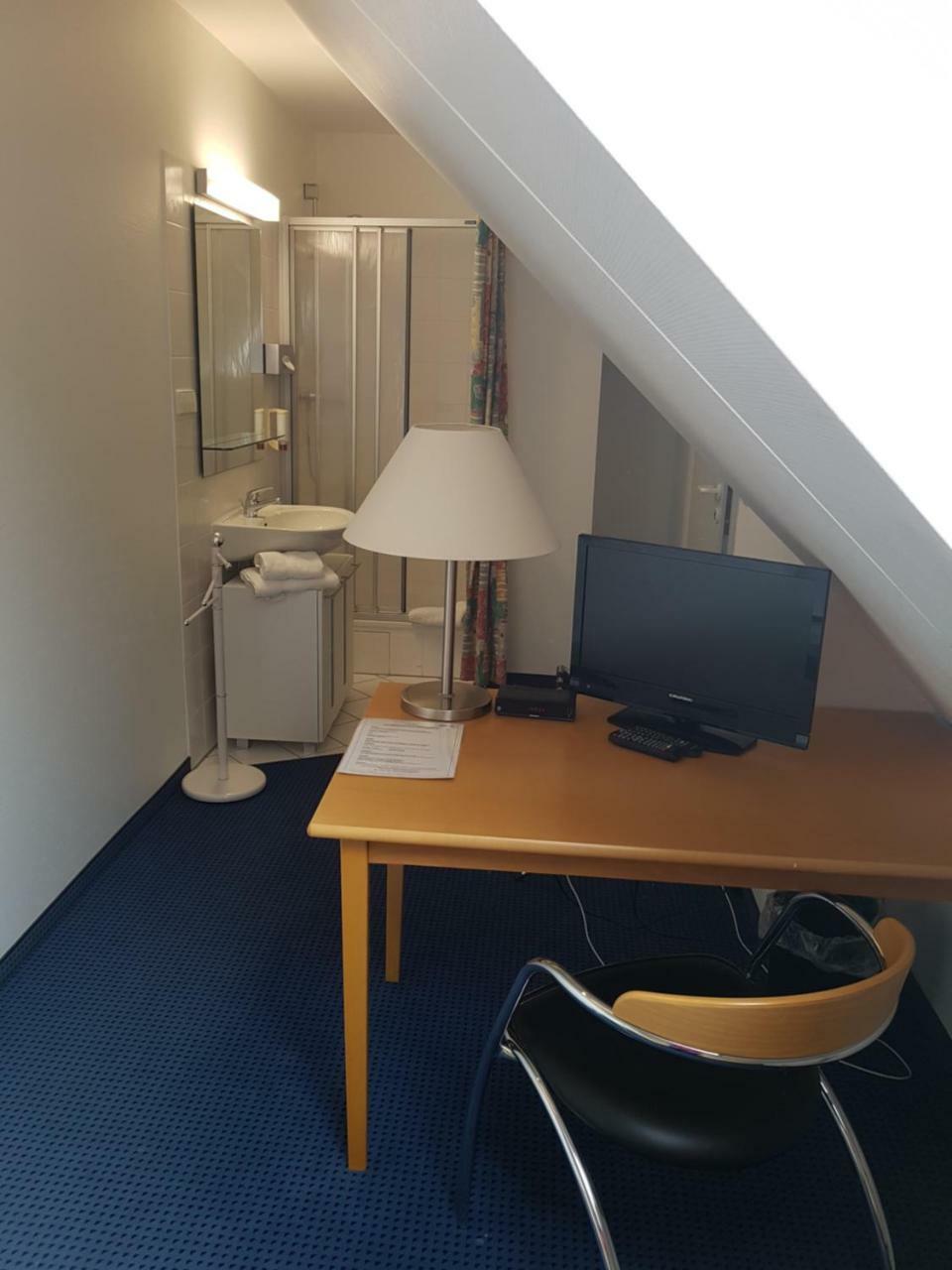 Hotel Fasanengarten Sarstedt Chambre photo
